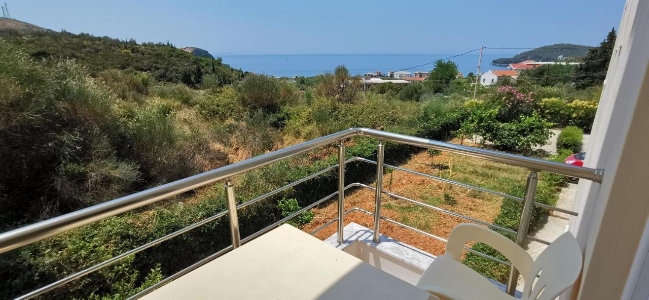 Apollon's Himare