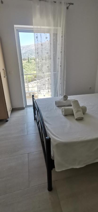 Apartment Apollon's Himarë