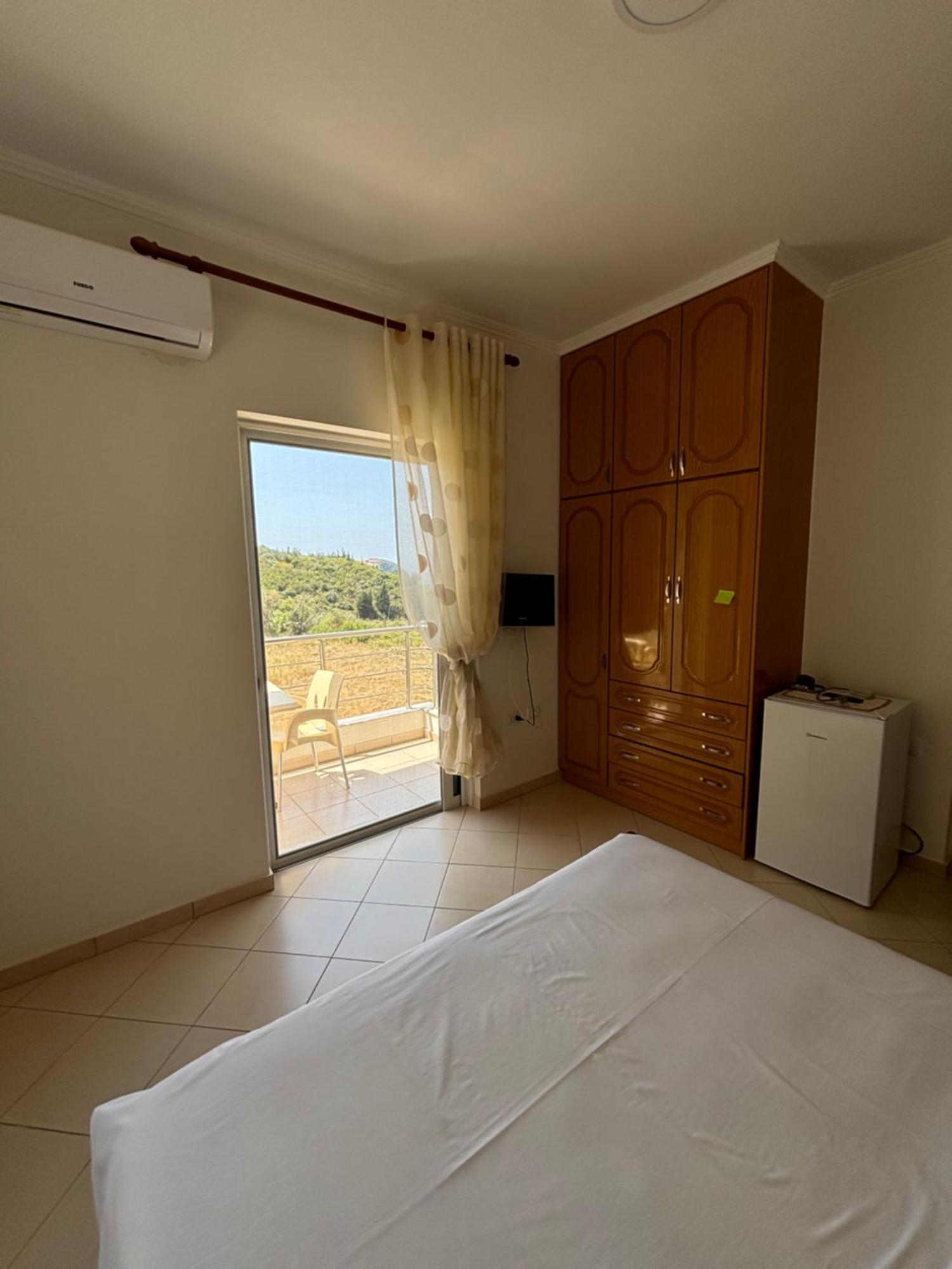 Apartment Apollon's Himarë